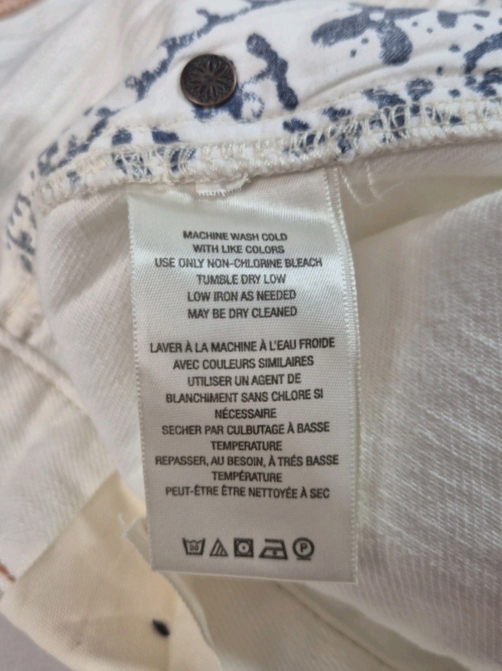 Free People Women's Shorts Size 27 Ivory Denim Raw Hem Fly Botón. 36 - Picture 10 of 13